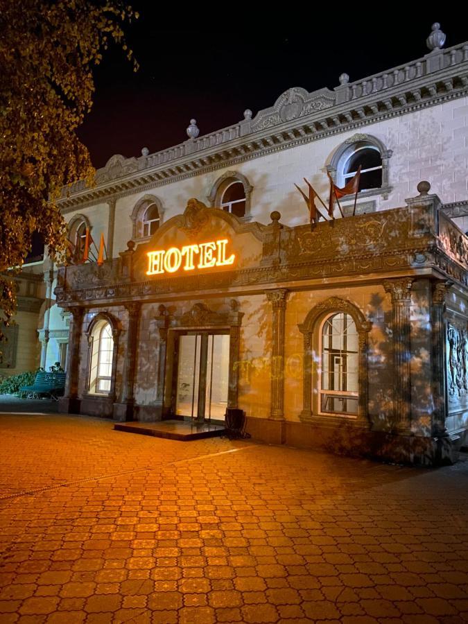 Hotel Astam Qostanai Exterior foto